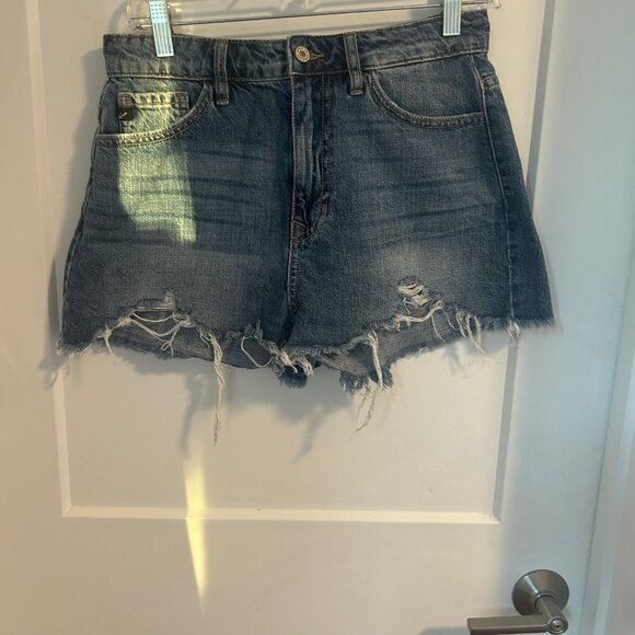 KanCan; M; Distressed denim shorts - Picture 1 of 2